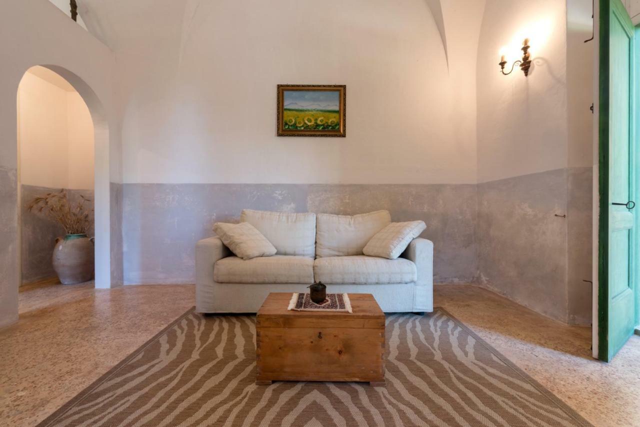 مبيت وإفطار مورتشانو دي ليوكا Palazzo Laura المظهر الخارجي الصورة